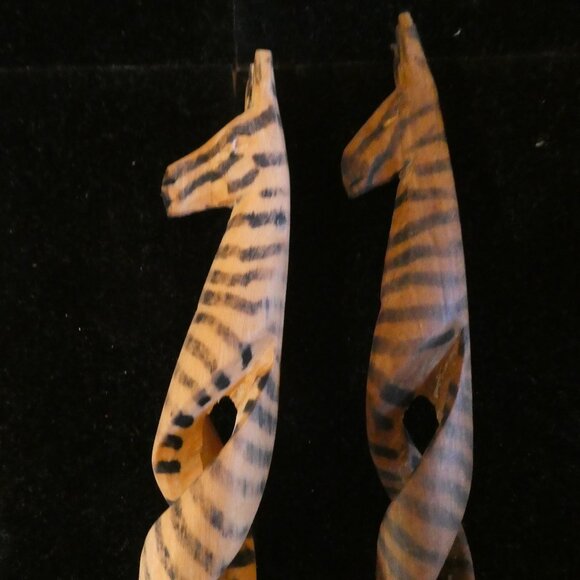 Hand Carved GIRAFFE WOODEN SPOON & FORK (Salad Servers) - Picture 7 of 7